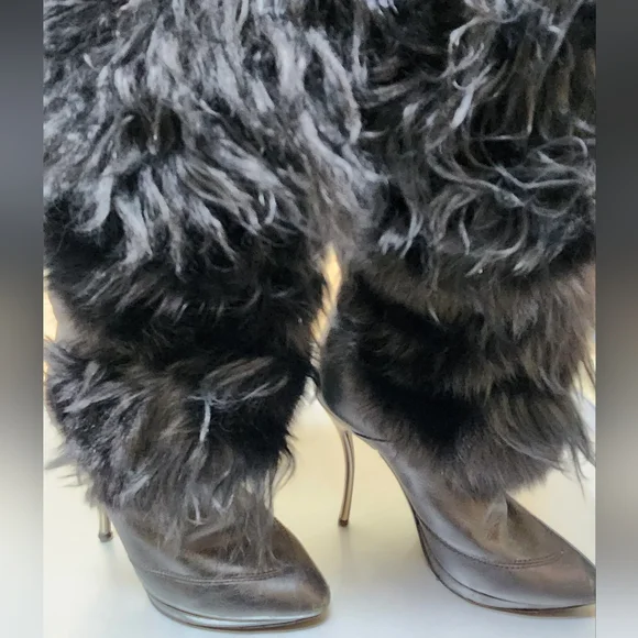 Vero Cuoio Women's Genuine Leather and Fur Knee High Boots, size 38 IT, 8 US - Picture 5 of 12